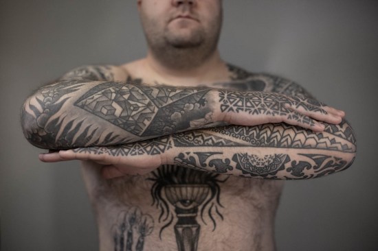 Thomas Hooper Tattooing fun with Jeff -22